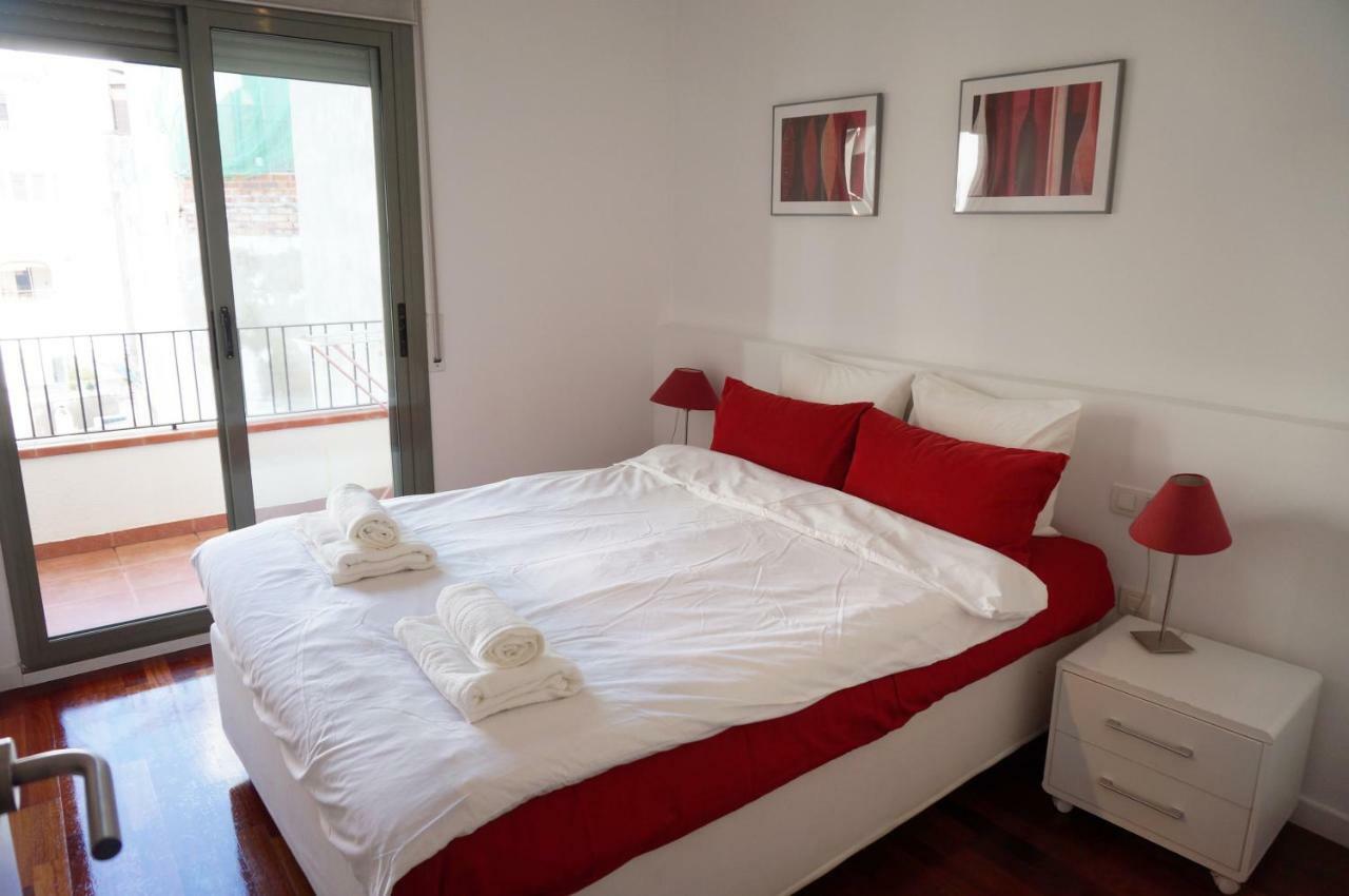 Happy Holiday Beach Home Sitges Exterior photo